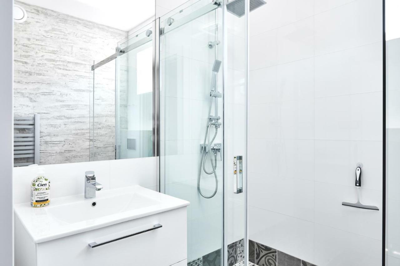 Apartment Miedzy Jeziorami - Free Parking, Fv *